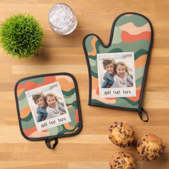 Rustic Photo Frame - Organic Curve Background Oven Mitt & Pot Holder Set (Top Down)