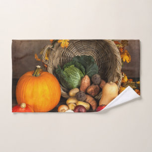 Rustic Thanksgiving Table Bountiful Harvest Bath Towel Set