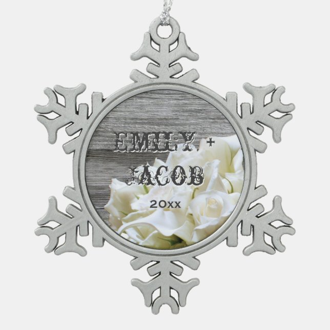 Rustic White Flowers Customised Ornament (Front)