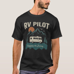 RV Pilot Camping Retro Motorhome Travel Vacation C T-Shirt