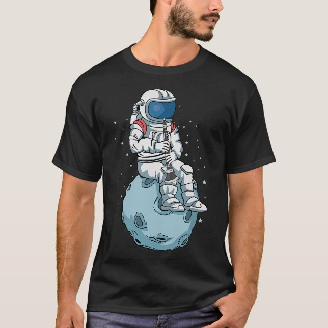 S2 Clarinet Clarinetist (15) T-Shirt (Front)