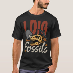 S2 Fossil Hunting Fossils Paleontology (9) T-Shirt