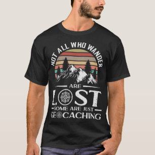 S2 Geocaching Geocache Geocacher (107) T-Shirt