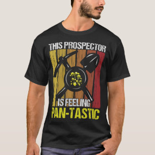S2 Gold Panning Gold Panner (236) T-Shirt