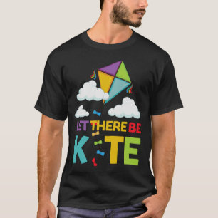 S2 Kite Flying Fly Kites (28) T-Shirt
