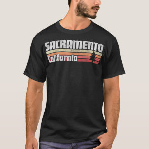 Sacramento California Retro Style Vintage 70s 80s T-Shirt