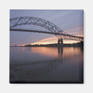 Sagamor Bridge over Cape Cod canal, Magnet