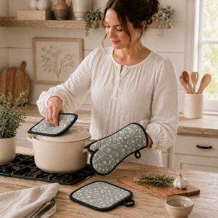 Sage Green Floral , Farmhouse, Cottagecore Oven Mitt & Pot Holder Set