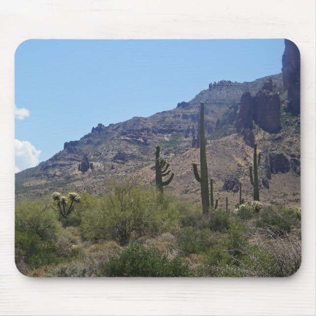 Saguaros and mountains mouse mat (Front)