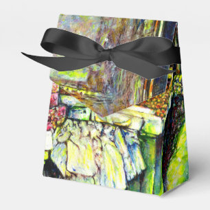 Said to Engage the Entire Idea Favour Box