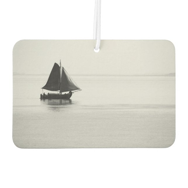 Sailing boat car air freshener (Back)