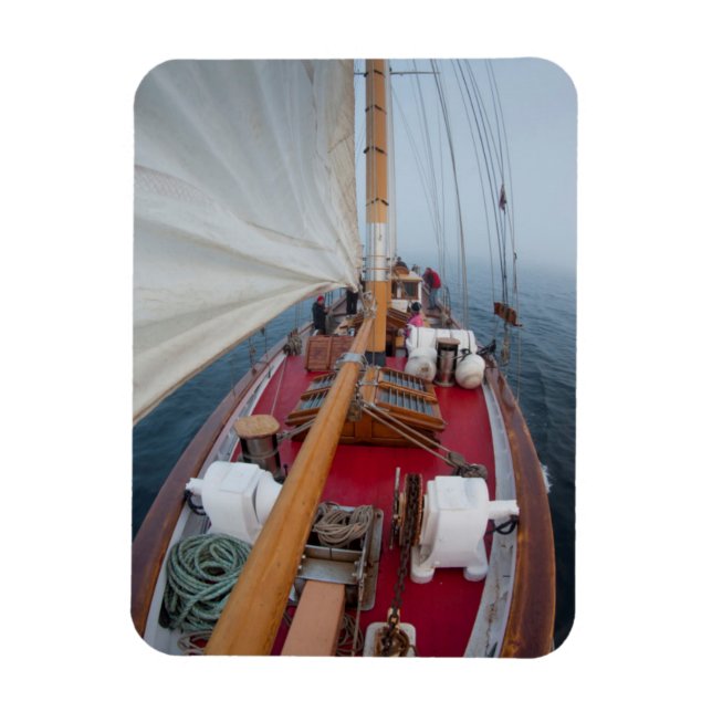 Sailing Boundary Pass Magnet (Vertical)