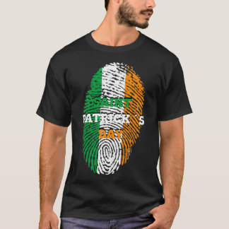 Saint Patricks Day            (2)  T-Shirt
