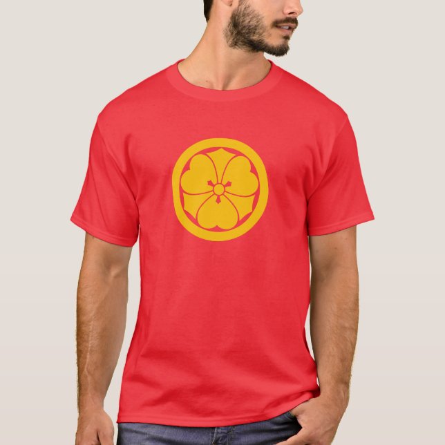 Sakai Mon Japanese samurai clan yellow on red T-Shirt (Front)
