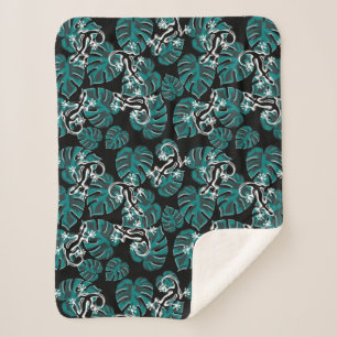 Salamander and Green Leaf Pattern Sherpa Blanket