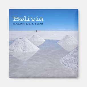 Salar de Uyuni salt flats text magnet