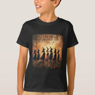Salem 1692 Halloween Witch They Missed One Tarot C T-Shirt