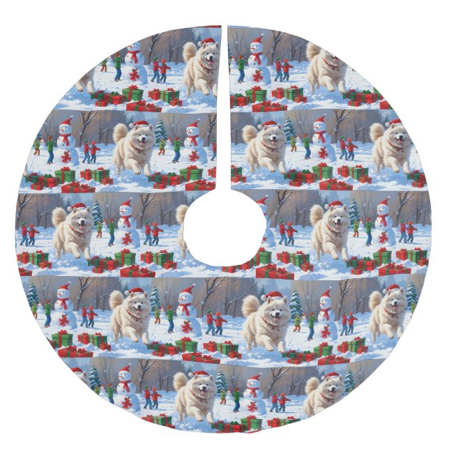 Samoyed Running in Snow with Christmas Hat Brushed Polyester Tree Skirt (Front)