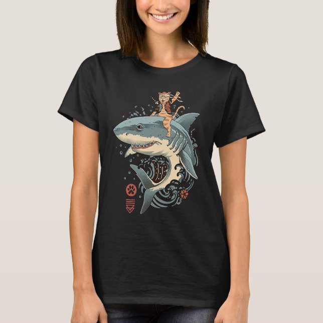 Samurai Cat warrior Bushido shark Japanese Cats ka T-Shirt (Front)