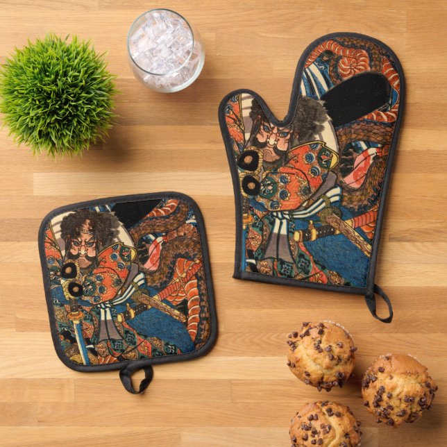 SAMURAI FIGHTING MONSTER OVEN MITT & POT HOLDER SET (Top Down)