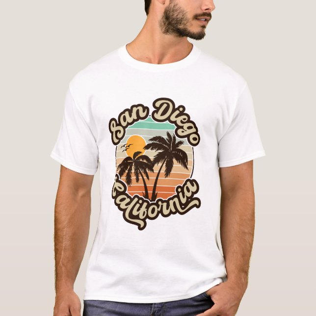 San Diego California Sunset Palm Trees Souvenirs T-Shirt (Front)