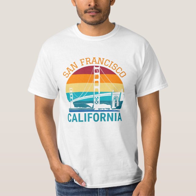 San Francisco Golden Gate Bridge California Gift T-Shirt (Front)