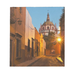San Miguel de Allende, Mexico. Credit as: Nancy Notepad