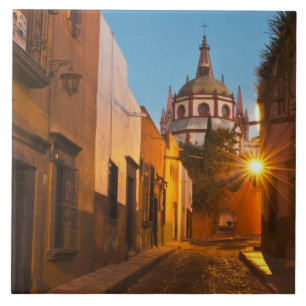 San Miguel de Allende, Mexico. Credit as: Nancy Tile