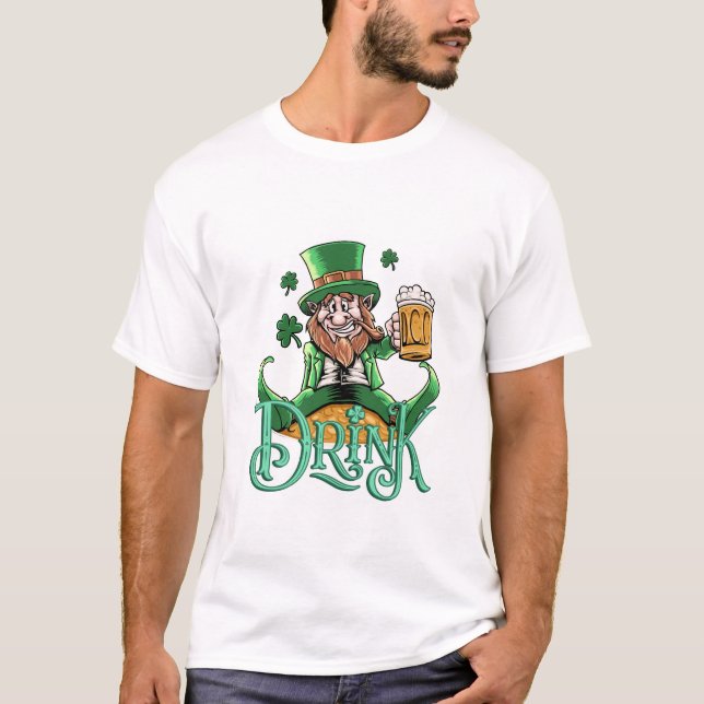 SAN PATRICKS DAY  T-Shirt (Front)