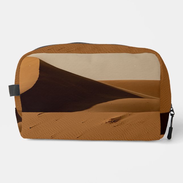 Sand Dunes Desert Landscape Dopp Kit (Front)