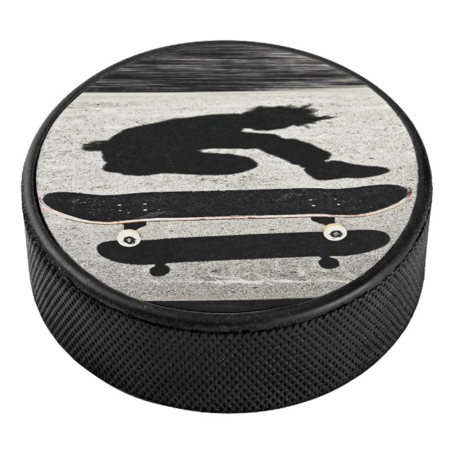 sandwiched skateboard hockey puck (3/4)