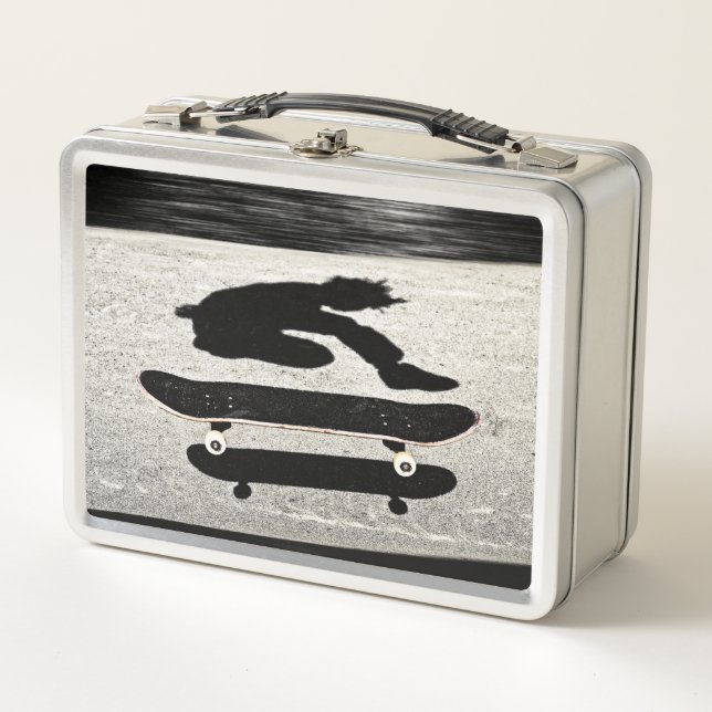 sandwiched skateboard metal lunch box (Front)