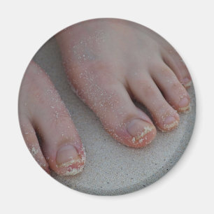 sandy feet magnet