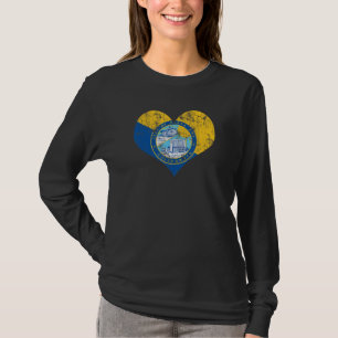 Santa Ana Flag Heart Love California Vintage Distr T-Shirt