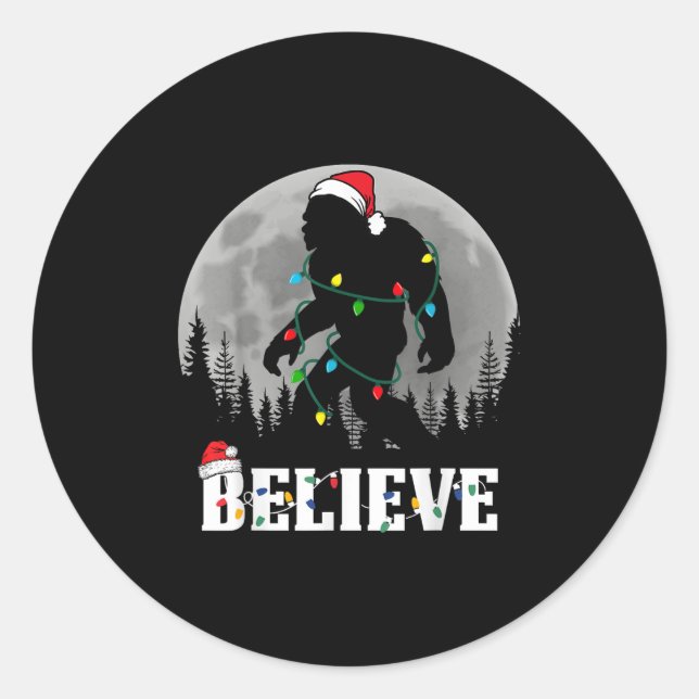 Santa Bigfoot Christmas Lights Funny Sasquatch Bel Classic Round Sticker (Front)