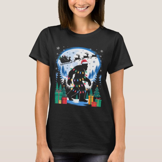 Santa Bigfoot Christmas Lights Funny Sasquatch Bel T-Shirt (Front)