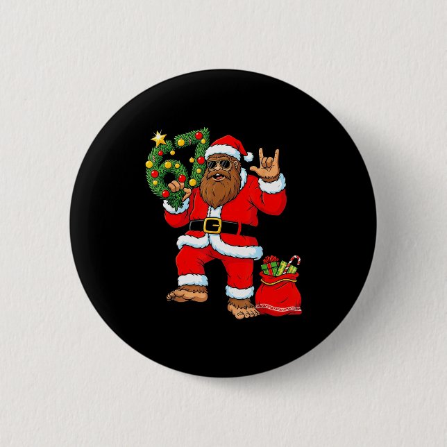 Santa Bigfoot Christmas Tree Sasquatch 67 Six Seve 6 Cm Round Badge (Front)