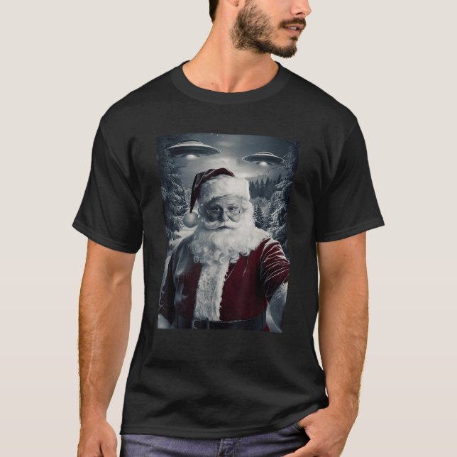 Santa Claus Alien Abduction UFO Selfie Mystery Pho T-Shirt (Front)
