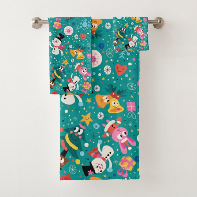 Santa Claus and Merry Friends Bath Towel Set (Insitu)