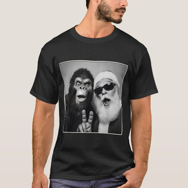 Santa Claus Selfie Bigfoot Christmas Funny Sasquat T-Shirt (Front)