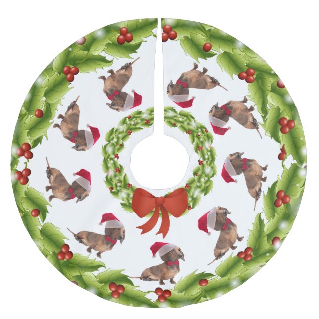 Santa Dachshund Tree Skirt (Front)