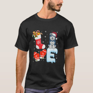 Santa Hat Xmas Stocking Holiday Alaskan Malamute D T-Shirt