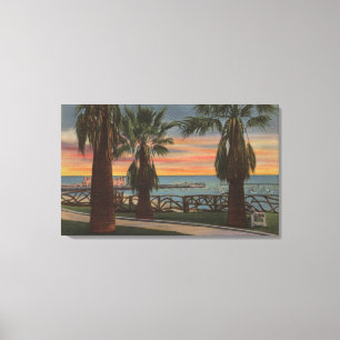 Santa Monica, CA - Yacht Harbour and Sunset View Canvas Print