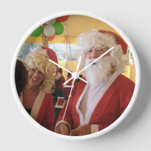 Santa & Mrs. Claus Christmas Celebration – Festive Wall Clock