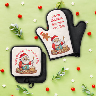 Santa Saving Christmas Oven Mitt & Pot Holder Set