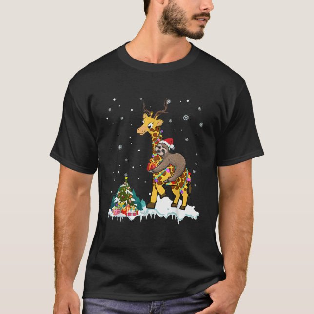 Santa Sloth Riding Giraffe Reindeer Xmas Light Lov T-Shirt (Front)