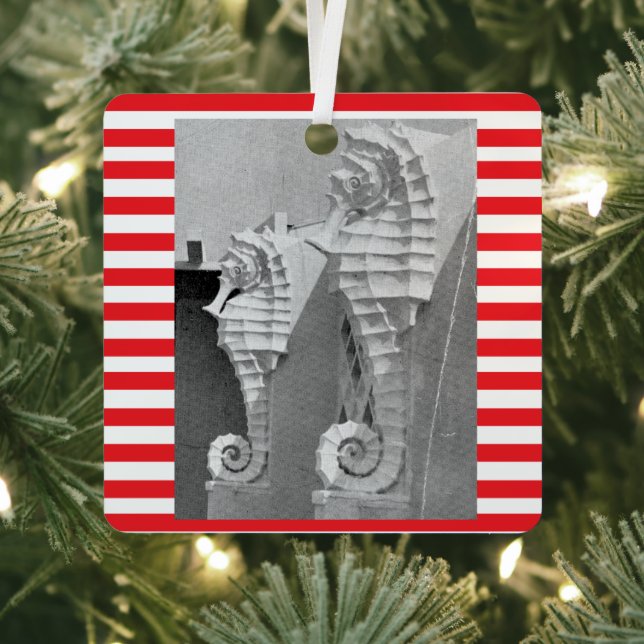 Sarasota Sea horse Ornament (Insitu)