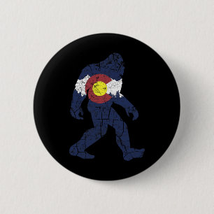 Sasquatch Retro State Flag Colorado Rocky Mountain 6 Cm Round Badge