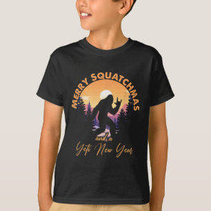 Sasquatch Santa Yeti Merry Squatchmas Bigfoot Chri T-Shirt