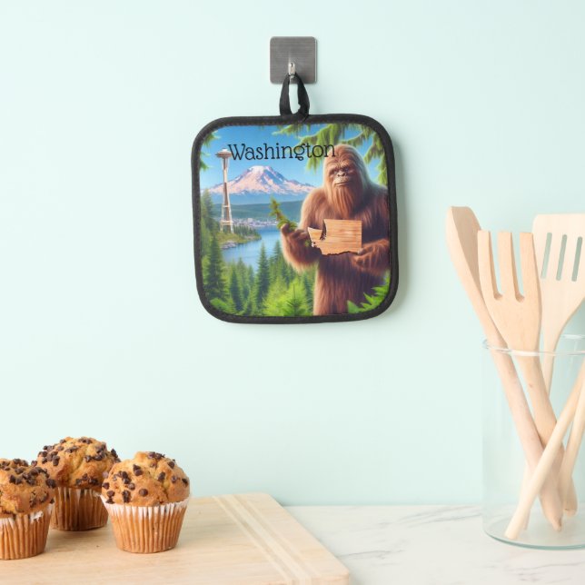 Sasquatch Washington Souvenir Travel Gift Pot Holder (Insitu(Hanging))
